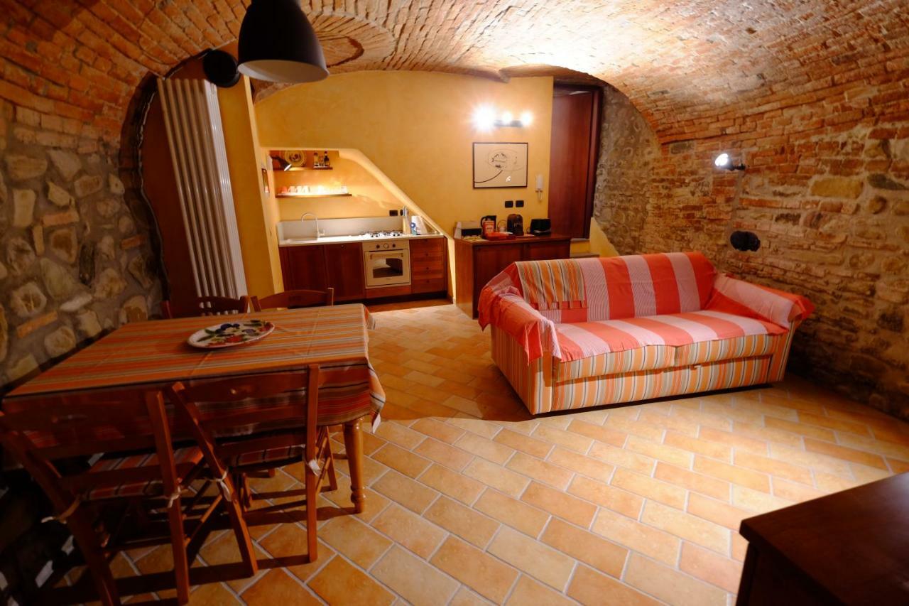 B&B La Corte Suites Salice Terme Dış mekan fotoğraf