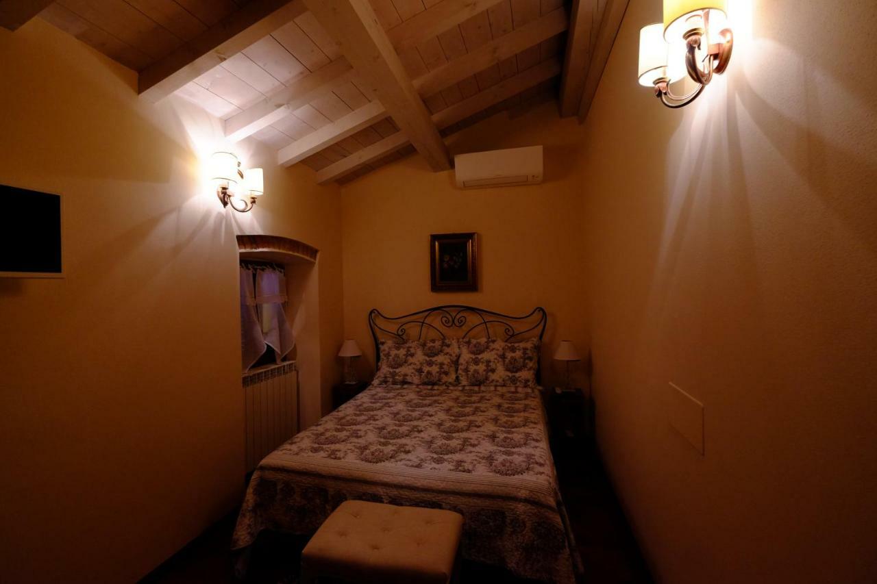 B&B La Corte Suites Salice Terme Dış mekan fotoğraf