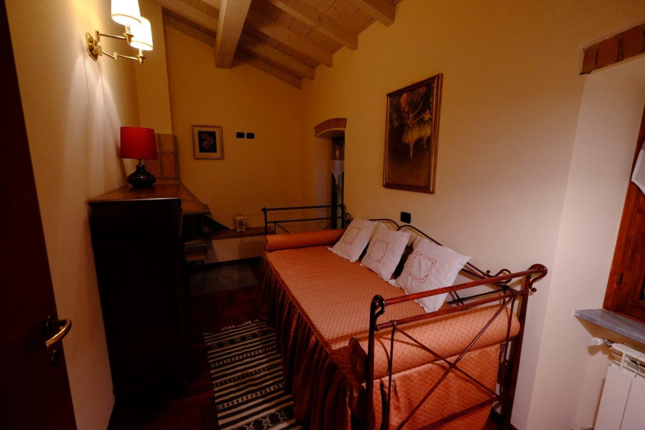 B&B La Corte Suites Salice Terme Dış mekan fotoğraf